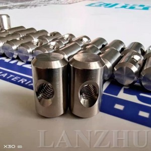 A-286 kierteitetty trunnion